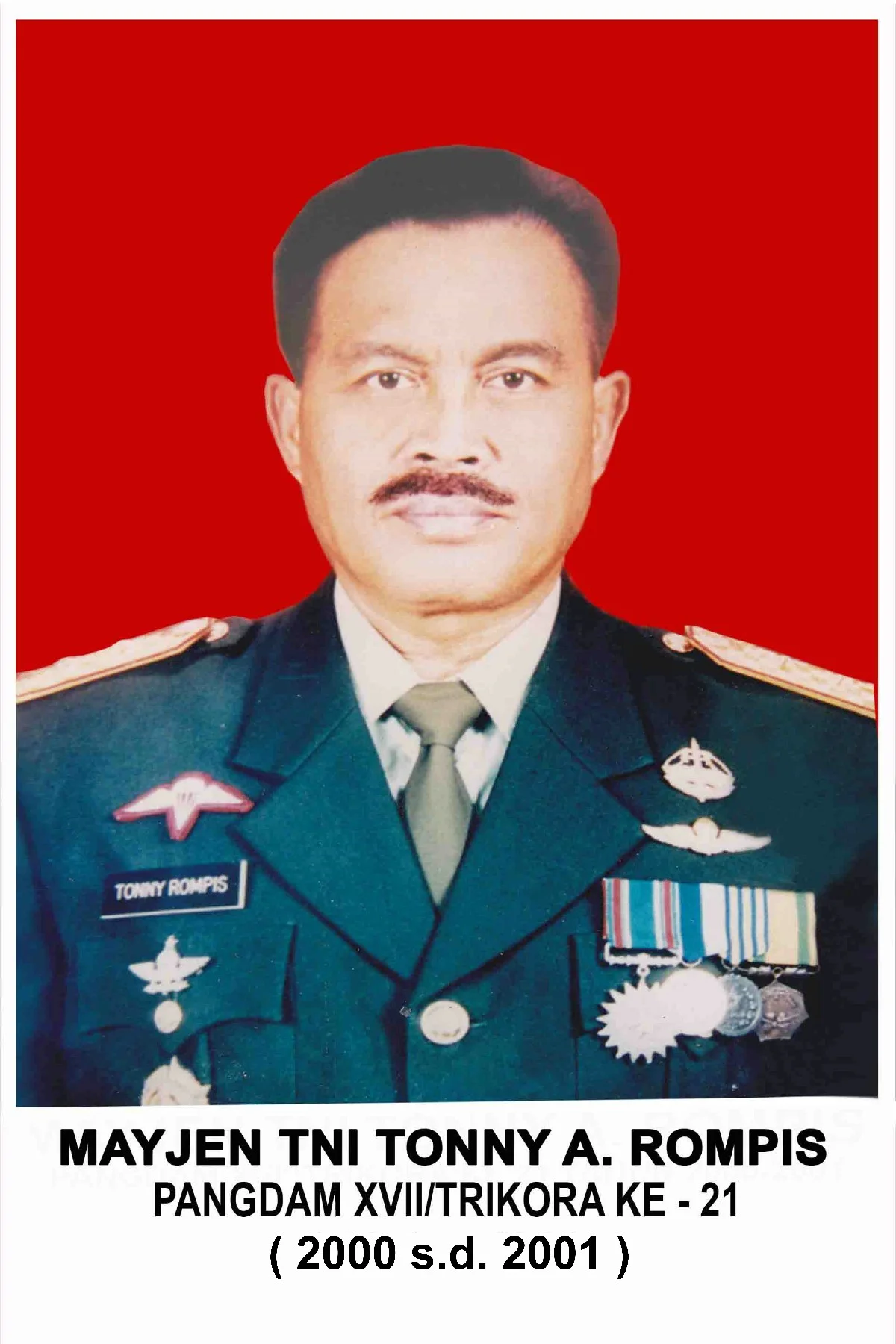 MAYJEN TNI TONNY A. ROMPIS