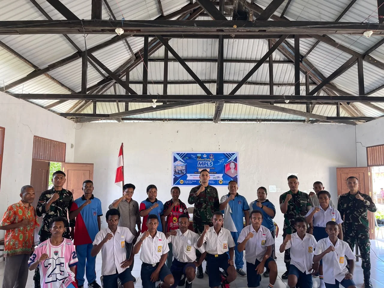 Menjaga Generasi Emas dari Ancaman NAPZA, TNI Hadir Beri Edukasi kepada Pelajar Supiori