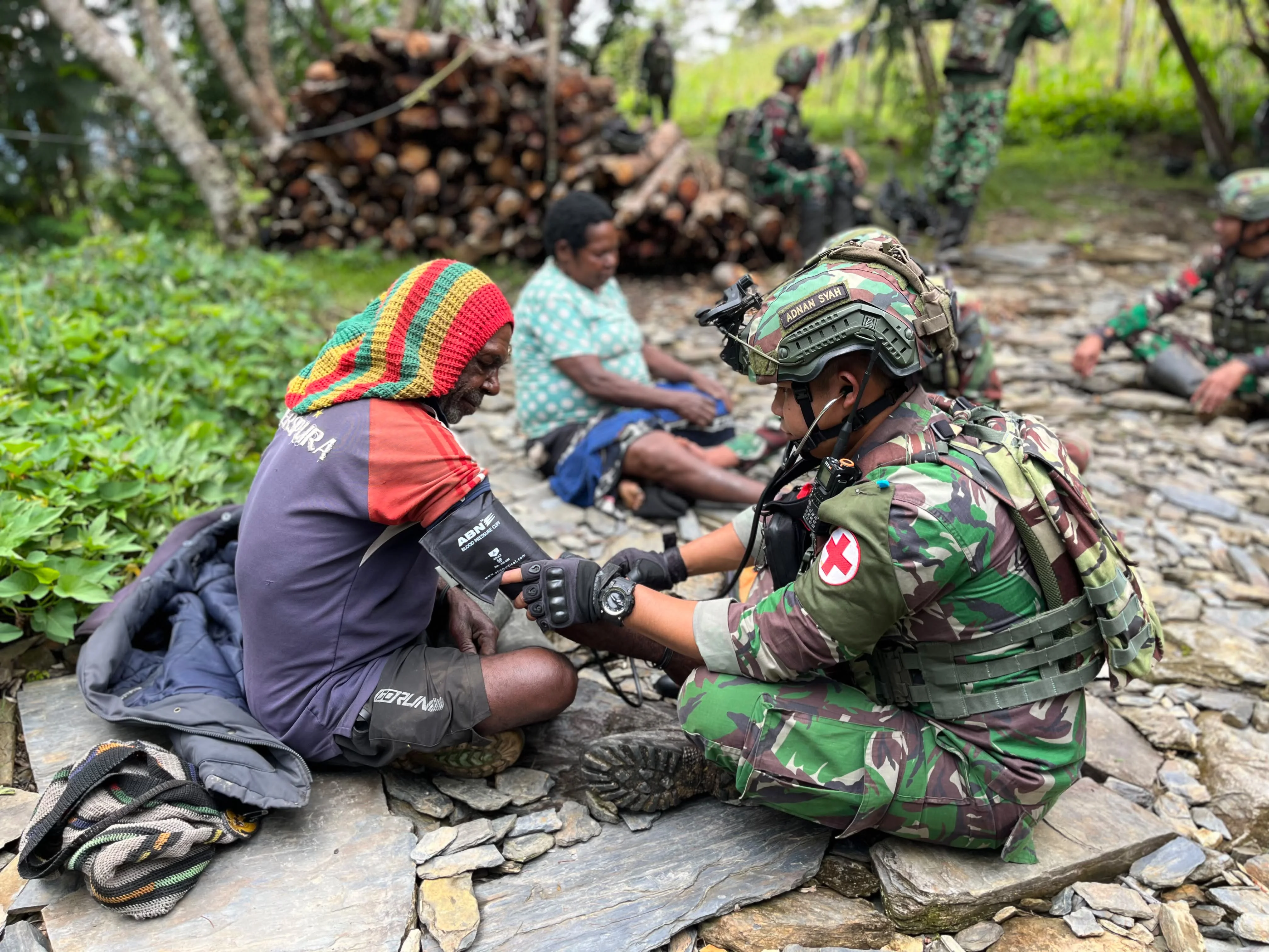 Ketukan Pintu TNI Membawa Harapan, Hadir dengan Layanan Kesehatan di Papua