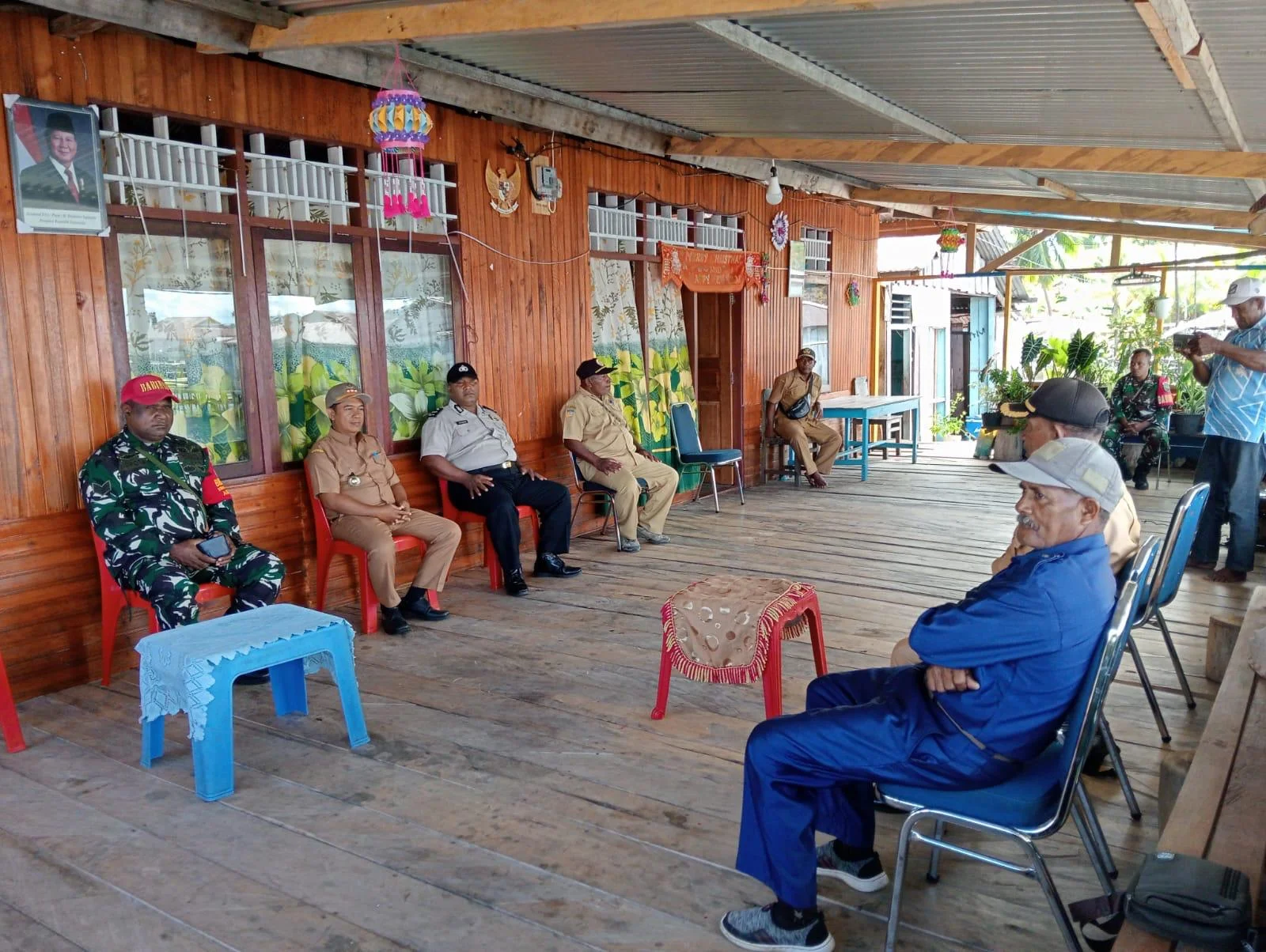 Perkuat Kebersamaan Lewat Anjangsana, Babinsa Ansus Bangun Sinergi Bersama Tokoh Masyarakat