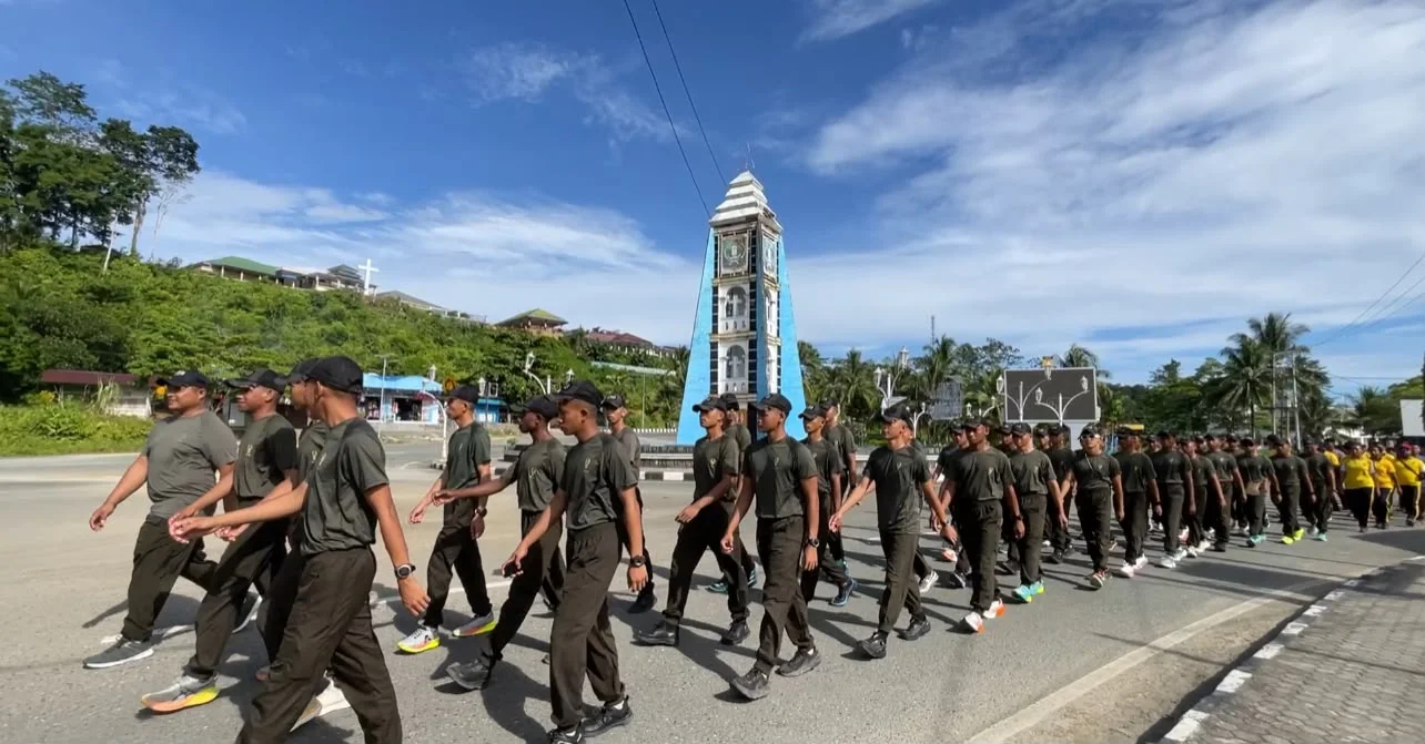 Jalan Sehat dan Senam Gembira Warnai Peringatan HUT Ke-81 RI di Supiori