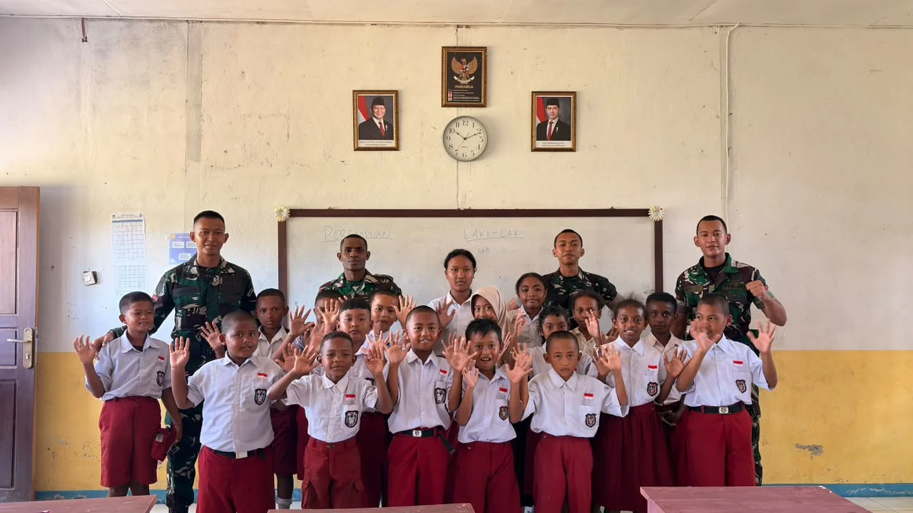 Belajar Bersama Prajurit, Siswa SD Inpres SP 4 Botawa Antusias Ikuti Edukasi Karakter