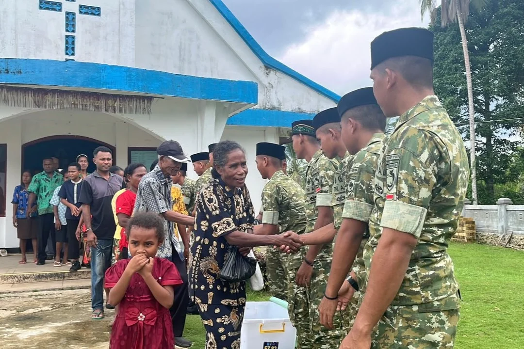 Program Kasih Minggu, TNI Tebarkan Kepedulian dan Perkuat Toleransi di Tanah Papua