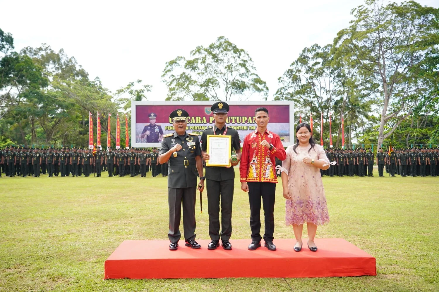 335 Prajurit Muda TNI AD Resmi Dilantik, Pangdam Cenderawasih Tekankan Disiplin dan Dedikasi
